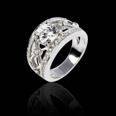 Diamond Ring_White Gold_Pave Diamonds_Regina Suprema_Jaubalet